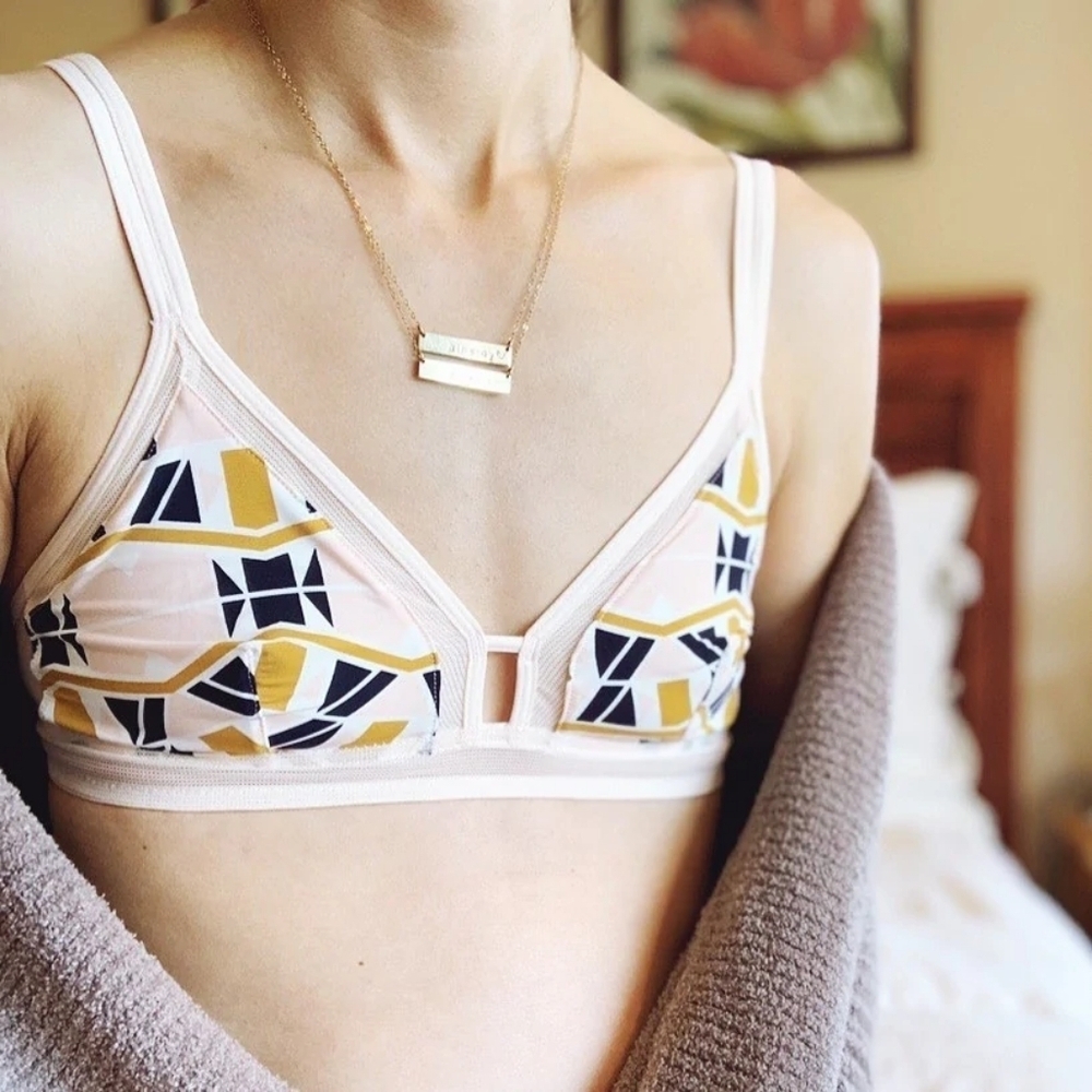 Sz 1 Lively Busty Bralette Geometric Print